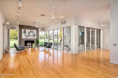 5682 N Scottsdale Road, Paradise Valley, AZ 85253 - Photo 1