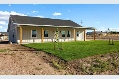 810 S 24th -- W, Saint Johns, AZ 85936 - Photo 1