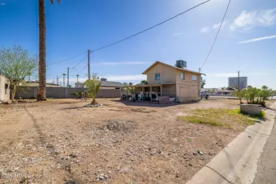 1002 E Fairmount, Phoenix, AZ 85014 - Photo 1