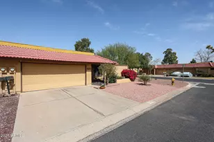 4916 E Hopi St, Phoenix, AZ 85044 - Photo 1