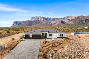 9230 E Cloudview, Gold Canyon, AZ 85118 - Photo 1