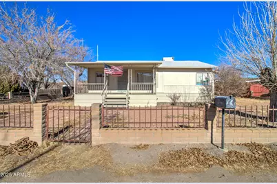 5599 S Miami Gardens Drive, Miami, AZ 85539 - Photo 1