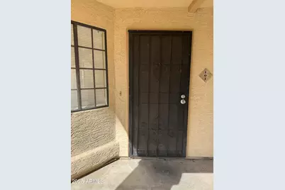 925 S Longmore, Mesa, AZ 85202 - Photo 1