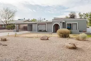 1111 E Village Circle, Phoenix, AZ 85022 - Photo 1