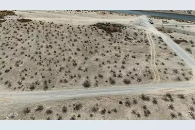 0 S 351st, Tonopah, AZ 85354 - Photo 1