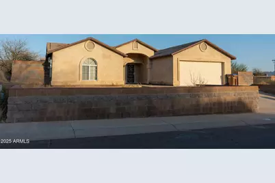 504 W Hartford, Kearny, AZ 85137 - Photo 1