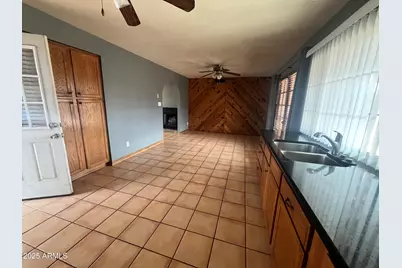 4537 E Hidalgo, Phoenix, AZ 85040 - Photo 1