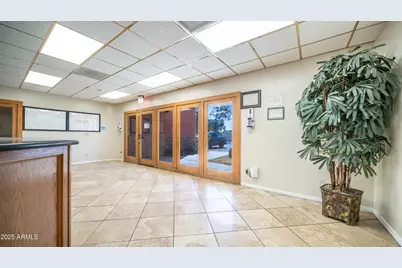 715 N Gilbert Road, Mesa, AZ 85203 - Photo 3