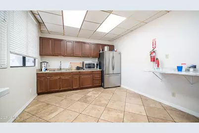 715 N Gilbert Road, Mesa, AZ 85203 - Photo 11