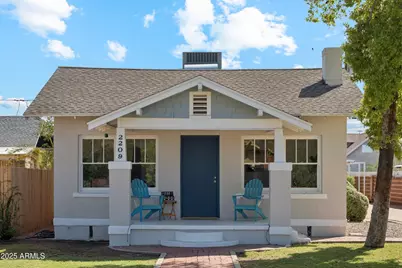 2209 N 8th Street, Phoenix, AZ 85006 - Photo 1