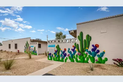 2010 N 50th, Phoenix, AZ 85008 - Photo 1