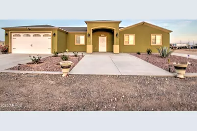 7807 S 350th, Tonopah, AZ 85354 - Photo 1