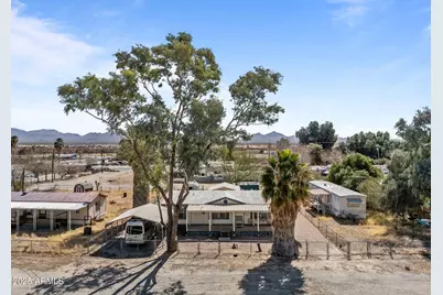 70972 Date Avenue, Wenden, AZ 85357 - Photo 1