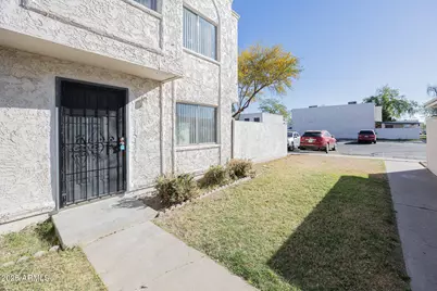 5222 N 42nd, Phoenix, AZ 85019 - Photo 1