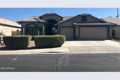 9001 S 7th, Phoenix, AZ 85041 - Photo 1