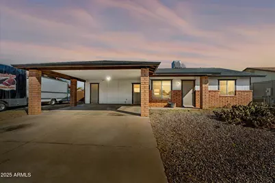 7334 W Sells, Phoenix, AZ 85033 - Photo 1