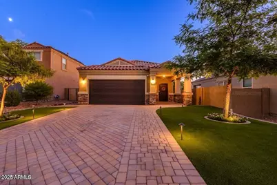 29219 W Clarendon, Buckeye, AZ 85396 - Photo 1