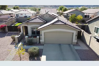 909 E Gwen, Phoenix, AZ 85042 - Photo 1