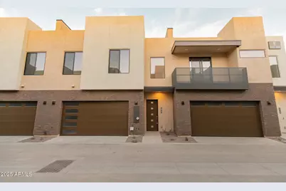 901 S Smith, Tempe, AZ 85281 - Photo 1