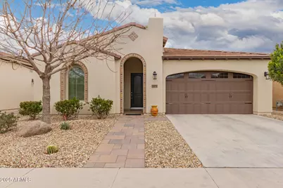 229 E Alcatara, Queen Creek, AZ 85140 - Photo 1