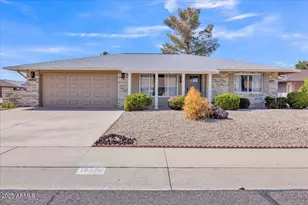 18402 N 94th Dr, Sun City, AZ 85373 - Photo 1