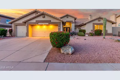 16 E South Fork, Phoenix, AZ 85048 - Photo 1