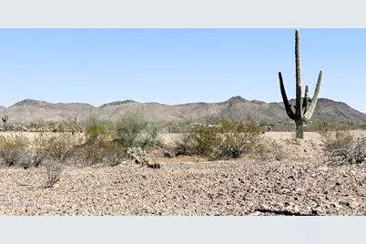 331Xxx W Cloud Road W #32, Wittmann, AZ 85361 - Photo 1
