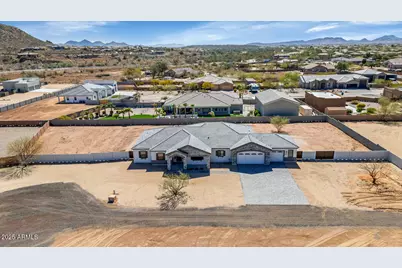 2819 W Canyon Creek, Phoenix, AZ 85086 - Photo 1