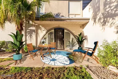 4114 E Calle Redonda, Phoenix, AZ 85018 - Photo 1