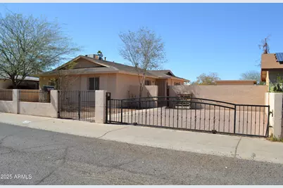 5244 S 48th, Phoenix, AZ 85040 - Photo 1