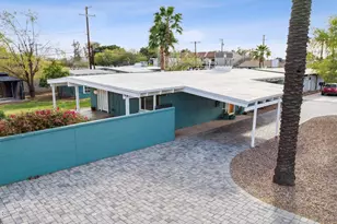 1009 E Bethany Home, Phoenix, AZ 85014 - Photo 1