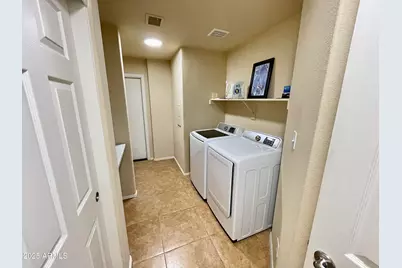 10249 N 12th Place #2, Phoenix, AZ 85020 - Photo 23