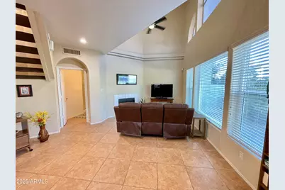 10249 N 12th Place #2, Phoenix, AZ 85020 - Photo 7