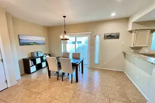 10249 N 12th Pl, Phoenix, AZ 85020 - Photo 13