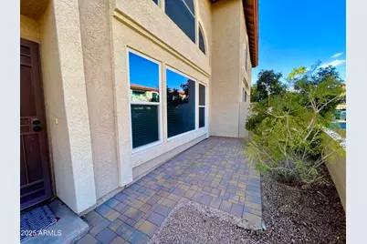 10249 N 12th Place #2, Phoenix, AZ 85020 - Photo 5