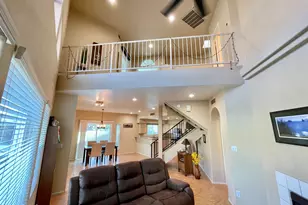 10249 N 12th Pl, Phoenix, AZ 85020 - Photo 11