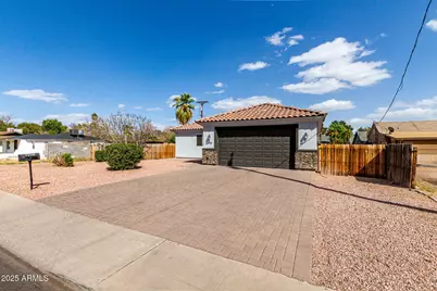 7715 N 23rd Avenue, Phoenix, AZ 85021 - Photo 1