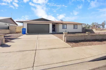 2345 W Larkspur, Phoenix, AZ 85029 - Photo 1