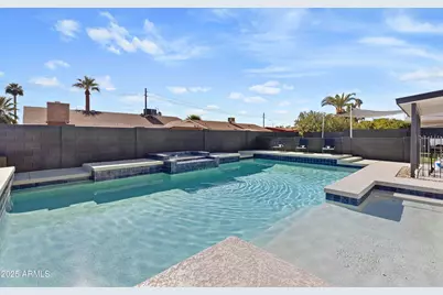 4129 W Caron, Phoenix, AZ 85051 - Photo 1