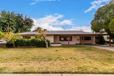 4249 E Mitchell, Phoenix, AZ 85018 - Photo 1