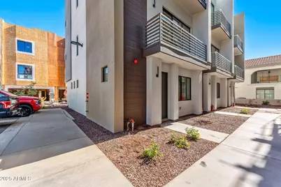 4220 N 32nd, Phoenix, AZ 85018 - Photo 1