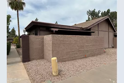 924 S Hacienda, Tempe, AZ 85281 - Photo 1