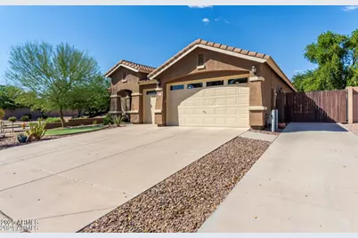 694 E Heather, San Tan Valley, AZ 85140 - Photo 1