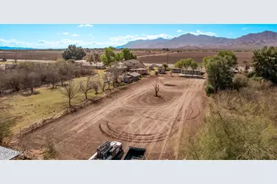 11124 W Southern, Tolleson, AZ 85353 - Photo 1