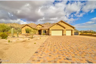 8474 W Switchback, Casa Grande, AZ 85194 - Photo 1