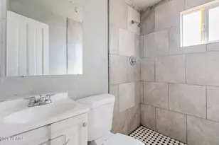 313 W Jones Ave, Phoenix, AZ 85041 - Photo 21