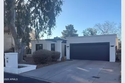 646 W Port Au Prince, Phoenix, AZ 85023 - Photo 1