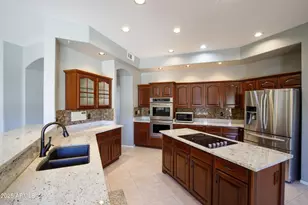 1334 E Voltaire Ave, Phoenix, AZ 85022 - Photo 1