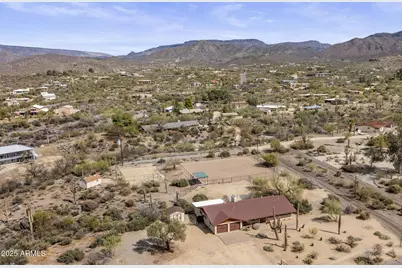 6444 E Highland Road, Cave Creek, AZ 85331 - Photo 1