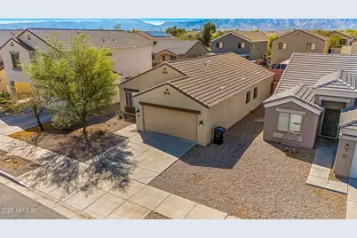 3423 W Sunland, Phoenix, AZ 85041 - Photo 1